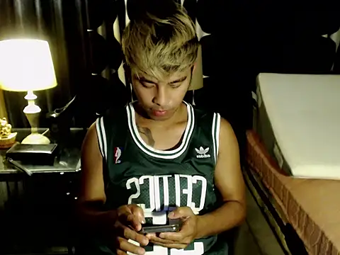 AsianHorseCockOwen online show from January 13, 8:40 am