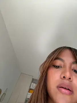 MegannHills online show from September 14, 3:12 pm