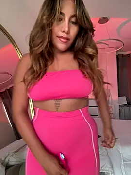 MegannHills online show from September 19, 5:50 pm