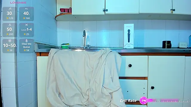 Snapshot of BustyGlow chatting on October 17, 10:50 am BustyGlow online show from October 17, 10:50 am