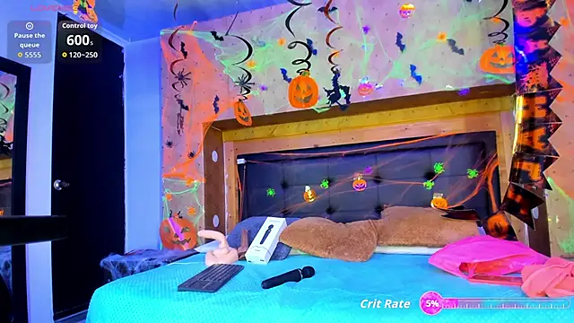 Snapshot of BustyGlow chatting on October 11, 11:00 am BustyGlow online show from October 11, 11:00 am