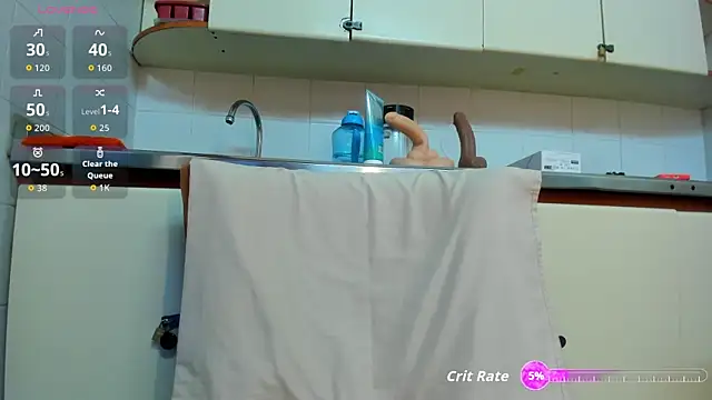 Snapshot of BustyGlow chatting on October 24, 11:09 am BustyGlow online show from October 24, 11:09 am