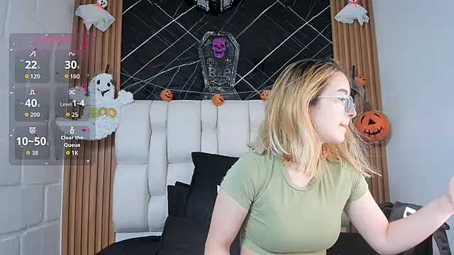 kristal joi dl online show from October 31, 12:57 pm