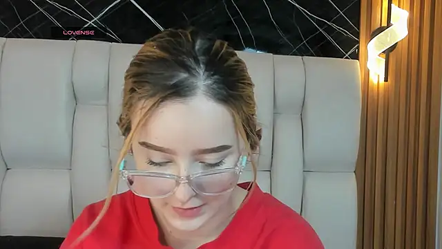 kristal joi dl online show from November 29, 12:49 pm