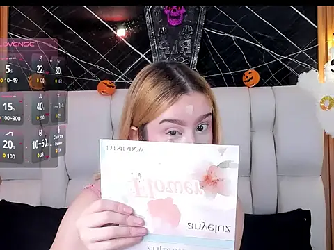 kristal joi dl online show from October 29, 12:26 pm