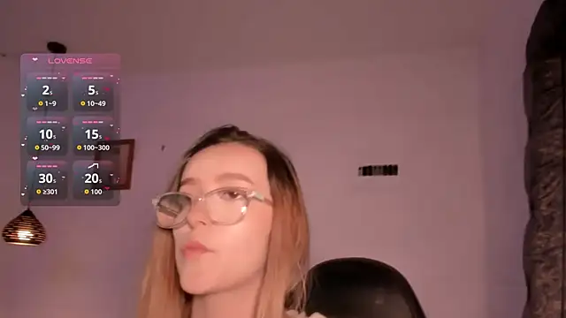 kristal joi dl online show from September 21, 3:06 pm