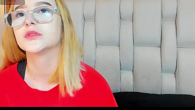 kristal joi dl online show from November 17, 12:20 pm