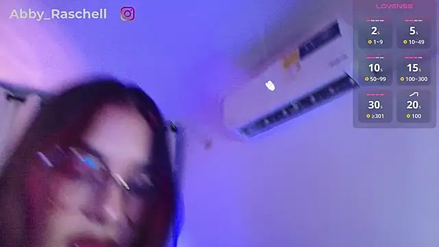 Snapshot of Abby_Raschell chatting on July 18, 4:10 am Abby Raschell online show from July 18, 4:10 am