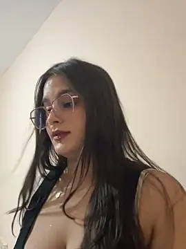 Abby Raschell online show from March 28, 3:40 am