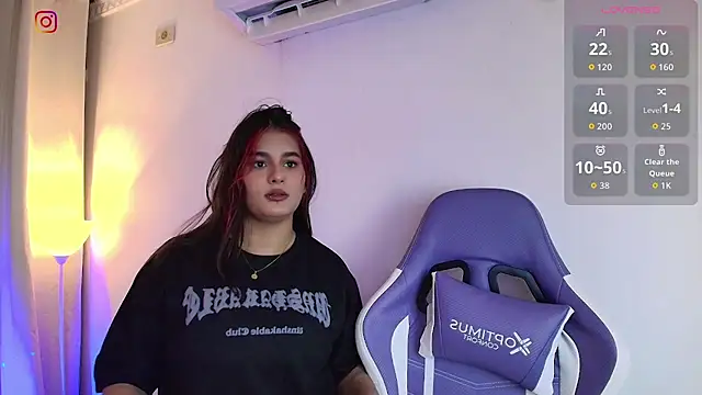 Snapshot of Abby_Raschell chatting on July 15, 3:02 am Abby Raschell online show from July 15, 3:02 am
