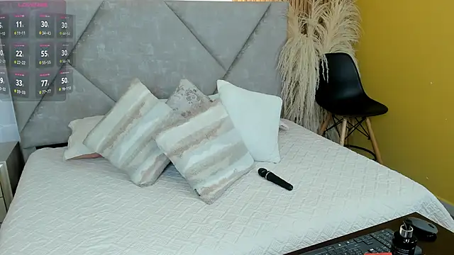 Snapshot of Brunnette_Sensation chatting on November 26, 6:19 pm Brunnette Sensation online show from November 26, 6:19 pm