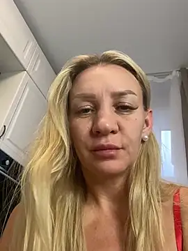 Snapshot of Bellissa_ chatting on July 5, 2:02 pm Bellissa online show from July 5, 2:02 pm