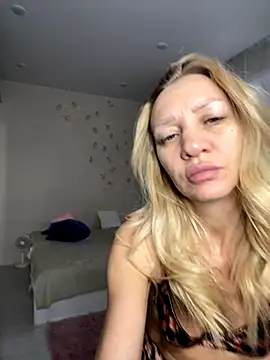 Snapshot of Bellissa_ chatting on November 16, 7:24 am Bellissa online show from November 16, 7:24 am