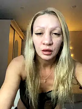 Snapshot of Bellissa_ chatting on September 24, 2:34 pm Bellissa online show from September 24, 2:34 pm