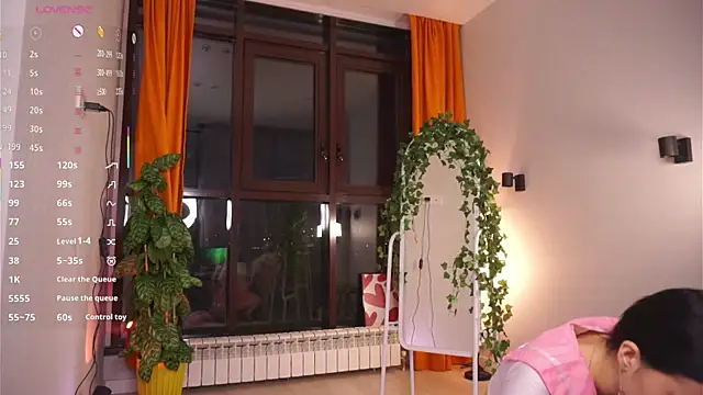 Snapshot of FrankForss chatting on December 3, 4:24 am FrankForss online show from December 3, 4:24 am