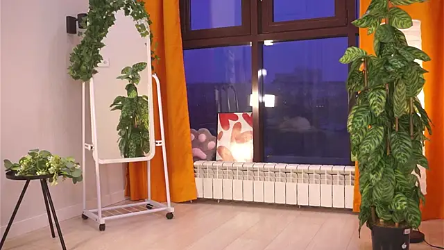 Snapshot of FrankForss chatting on November 27, 4:46 am FrankForss online show from November 27, 4:46 am