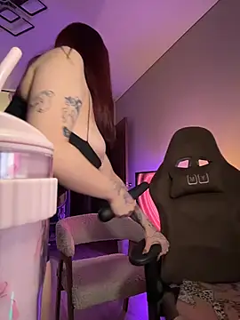 Mariiiiiway online show from February 9, 8:51 pm