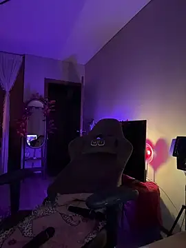 Mariiiiiway online show from November 12, 9:07 pm