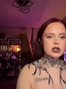 Mariiiiiway online show from March 5, 8:16 pm