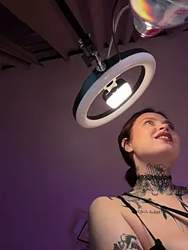 Mariiiiiway online show from November 10, 7:52 pm