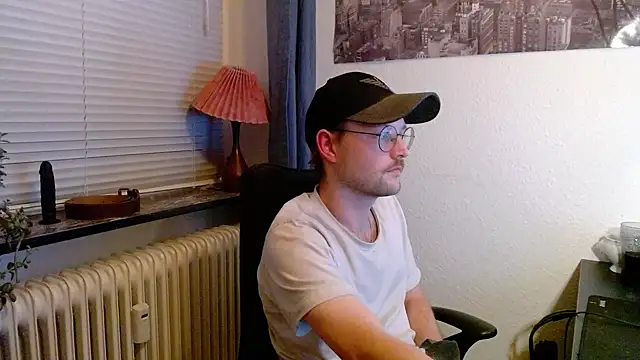 Snapshot of ChefDeLust chatting on October 27, 5:14 pm ChefDeLust online show from October 27, 5:14 pm