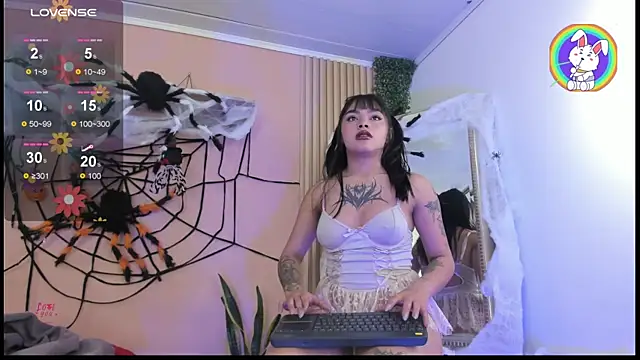 Mia zafir online show from October 25, 3:17 am