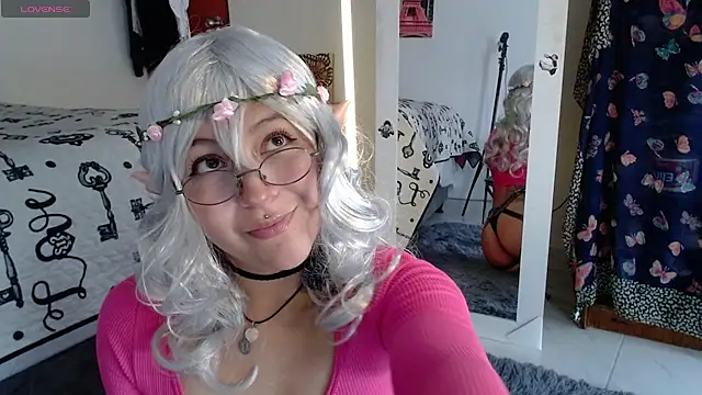 lilitth777 online show from February 8, 4:05 pm