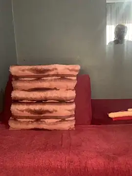 Lady-Amina online show from October 12, 7:10 am