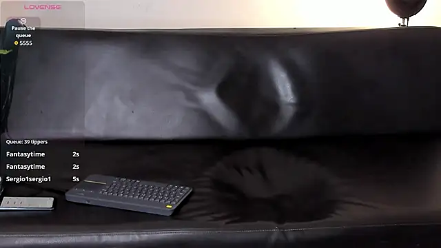 zarek lux online show from April 18, 7:07 pm