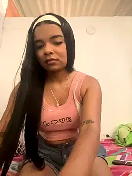 Snapshot of mily_09 chatting on September 18, 8:23 pm mily 09 online show from September 18, 8:23 pm