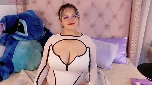 vintoria cherry online show from July 9, 11:42 am