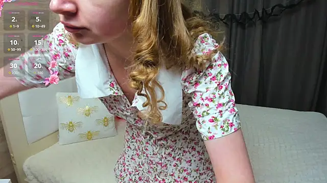 Babyy Lynaa online show from October 26, 6:58 am