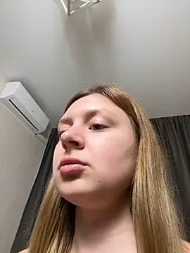 Babyy Lynaa online show from November 9, 9:02 am