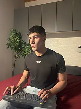Snapshot of AustinJones_ chatting on June 16, 6:08 pm AustinJones online show from June 16, 6:08 pm