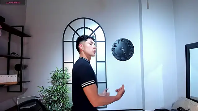 AustinJones  online show from November 3, 6:44 pm