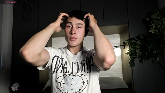 Snapshot of AustinJones_ chatting on June 26, 7:42 pm AustinJones online show from June 26, 7:42 pm
