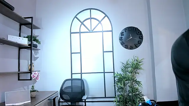 AustinJones  online show from January 7, 6:46 pm