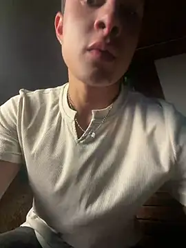 Snapshot of AustinJones_ chatting on July 11, 5:35 pm AustinJones online show from July 11, 5:35 pm