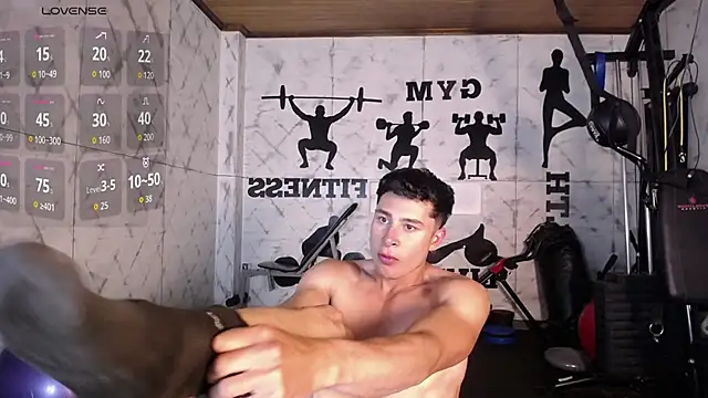 AustinJones  online show from November 20, 8:31 pm