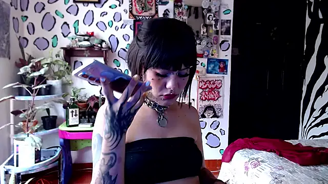 MistressMariam  online show from September 26, 4:03 pm