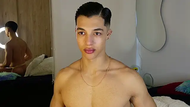 Troye Williams online show from April 21, 11:28 am