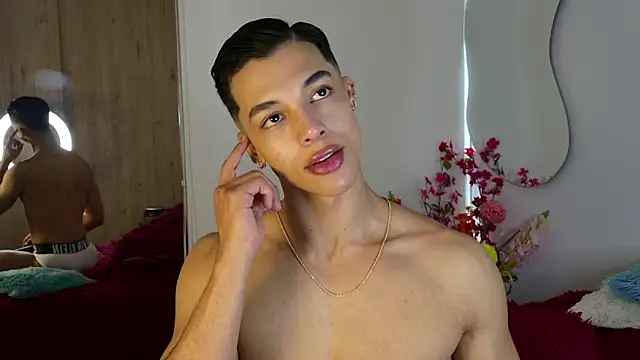 Troye Williams online show from March 22, 12:29 pm