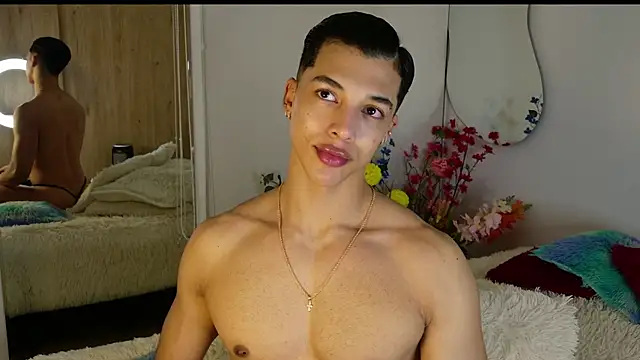 Troye Williams online show from July 9, 10:15 am
