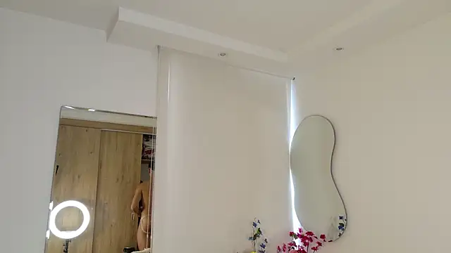 Troye Williams online show from July 4, 1:59 pm