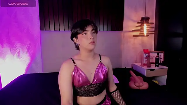 Creamy Angelo online show from November 8, 8:23 pm