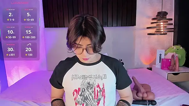 Creamy Angelo online show from February 23, 12:50 pm