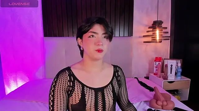 Creamy Angelo online show from November 30, 4:02 am