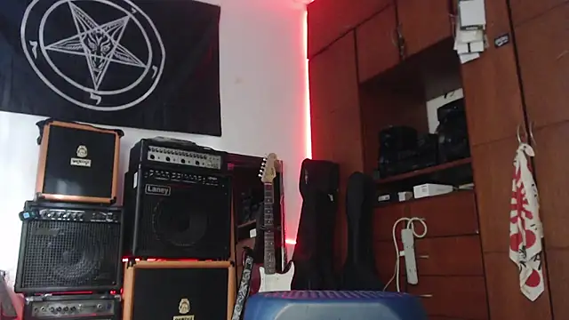 Diego  Barbarie   online show from February 16, 1:32 pm