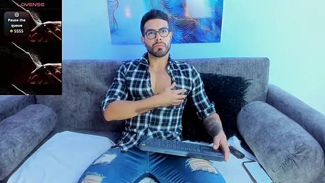 ZarekFox online show from October 10, 7:36 pm