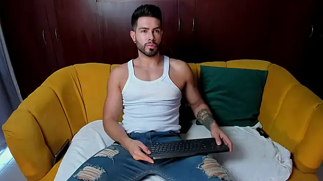 ZarekFox online show from October 4, 2:07 pm